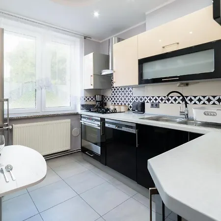 Every Sky Kraszewskiego 2/1 *