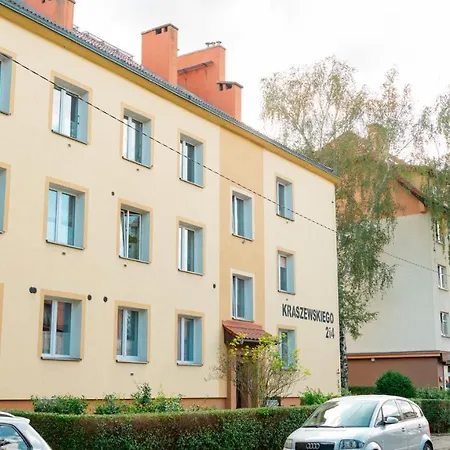 Hotel Every Sky Kraszewskiego 2/1 *